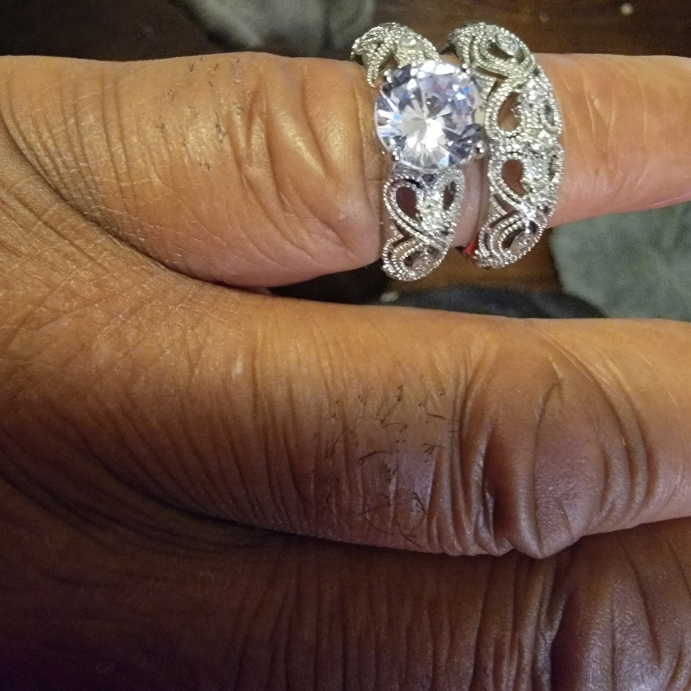 Ingaigment ring